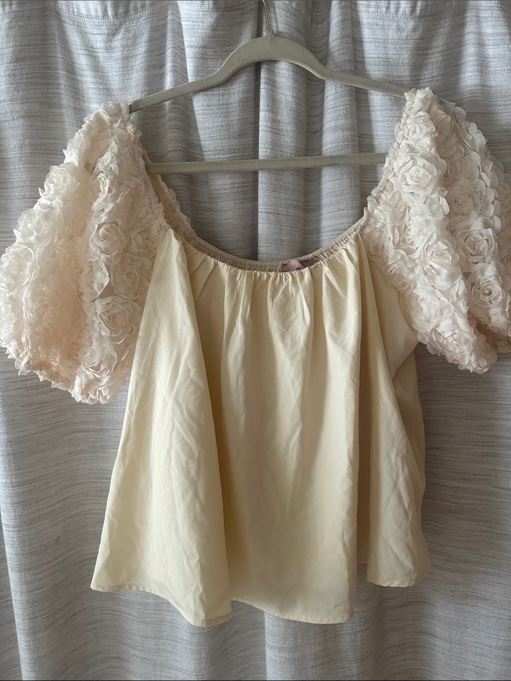 Willow & Root Floral Puff Sleeve Cream Peasant Top